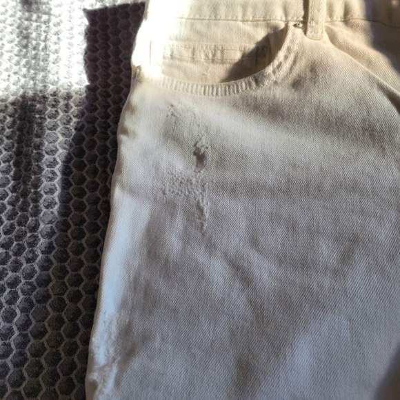 Forever 21 NWT White jeans distressed regular cut size 30 - Picture 3 of 6